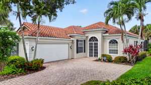  Photo 0