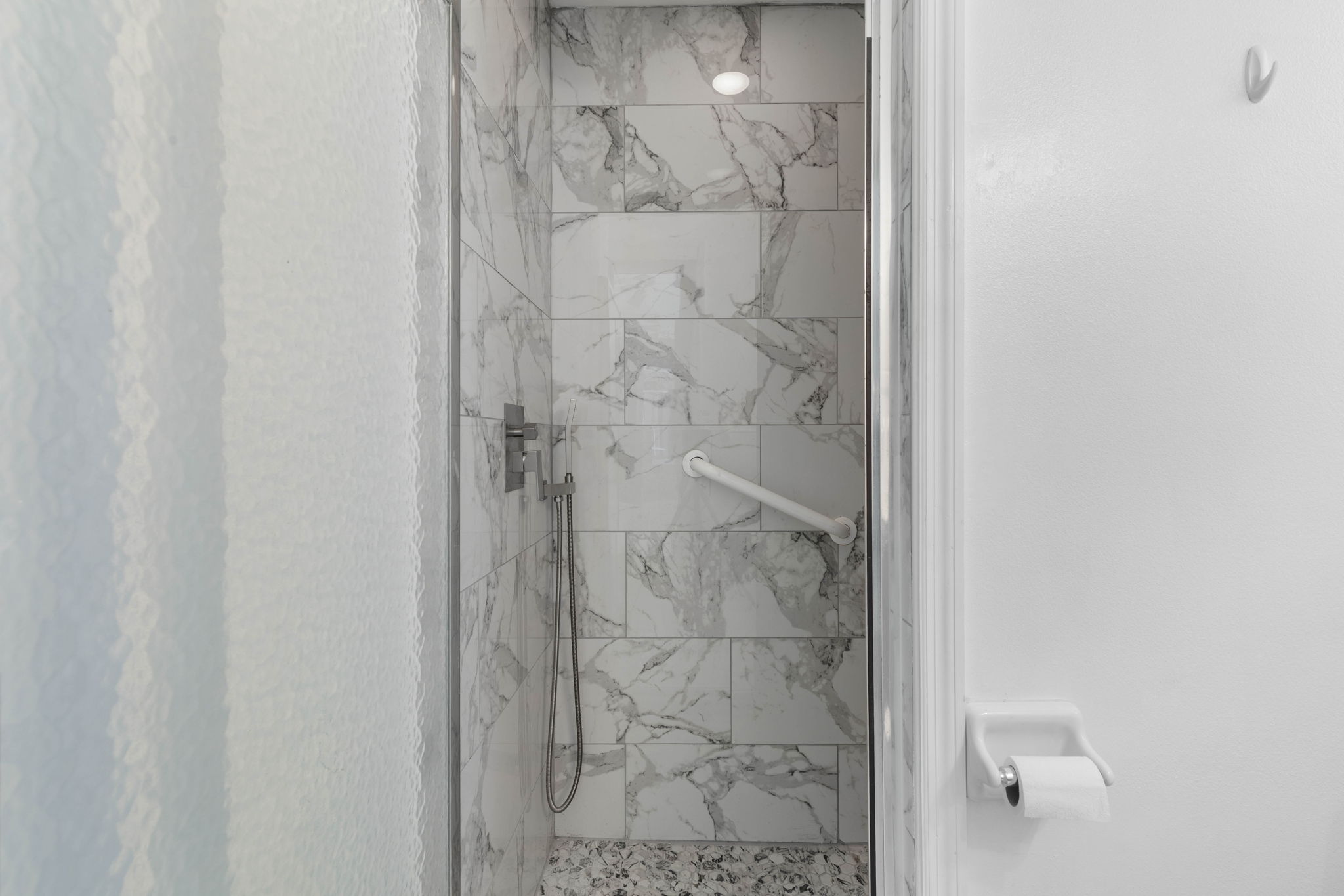 Guest Bath 3