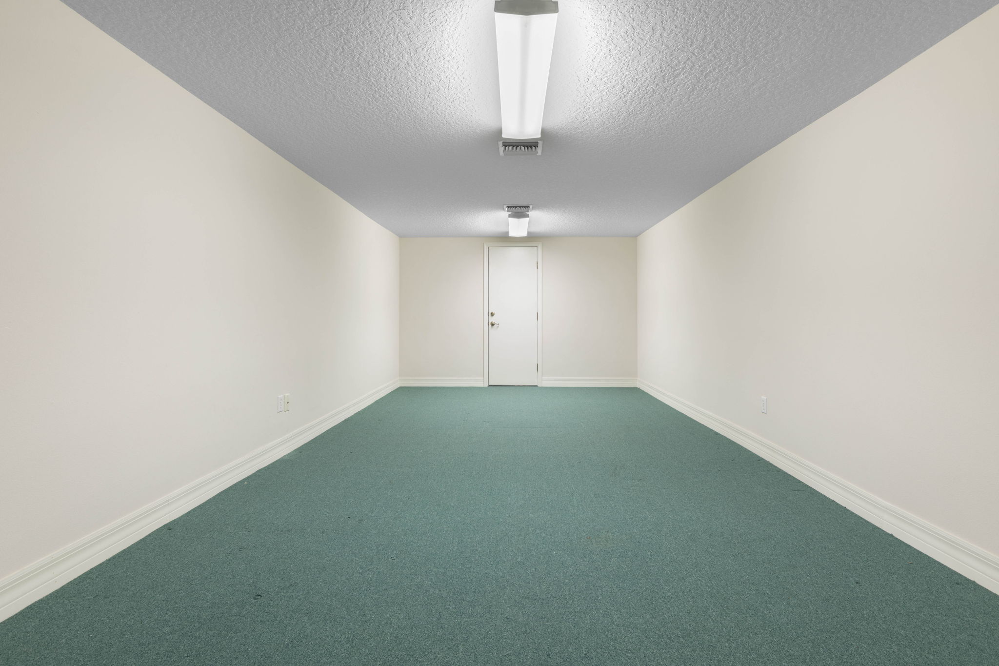 Bonus Room- Upstairs