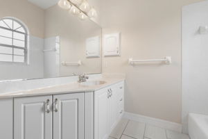 Guest Bath 2