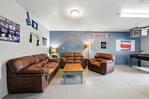  Photo 52
