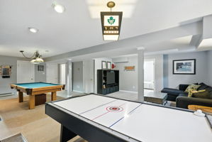  Photo 44