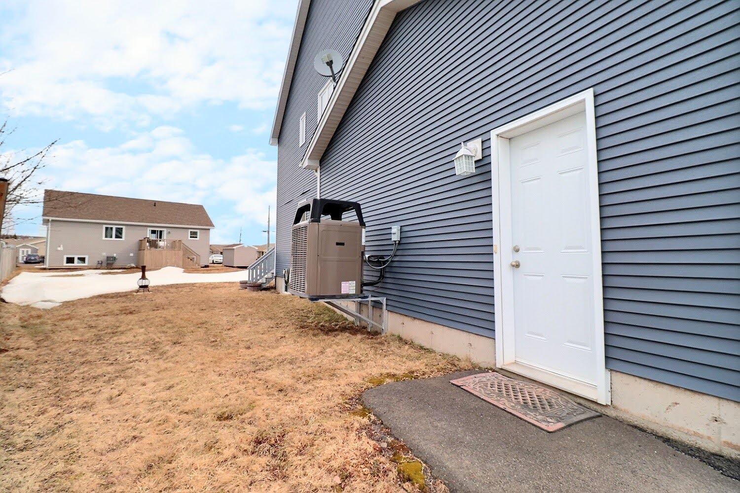 47 Carlson St, Moncton, NB E1G 5N4, Canada Photo 3