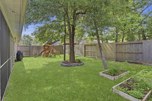  Photo 34