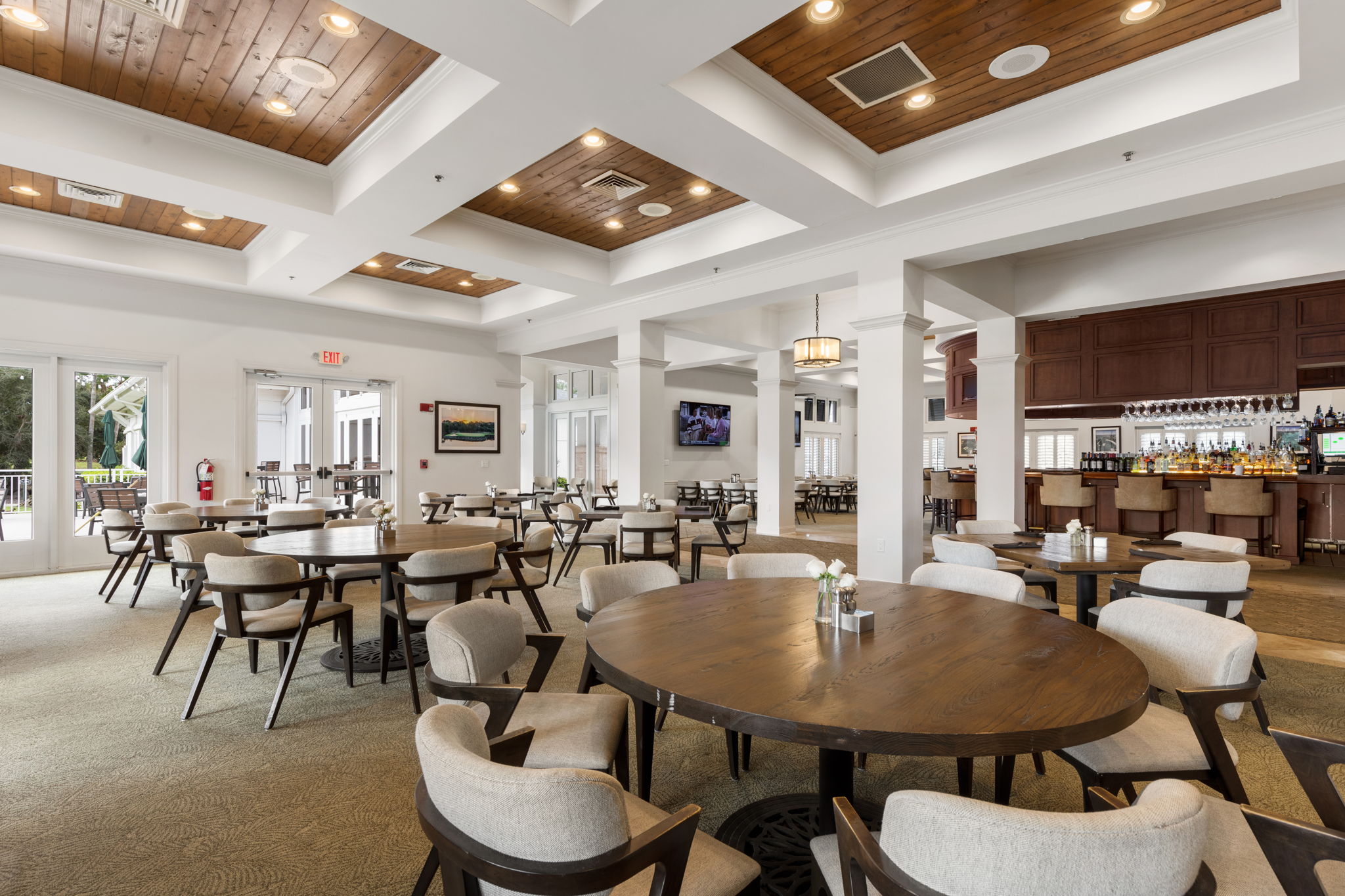 Golf Club Dining