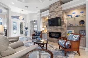 Stone Detail Fireplace Wall