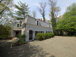 47 - 49 Hollow Tree Ridge Rd - Darien