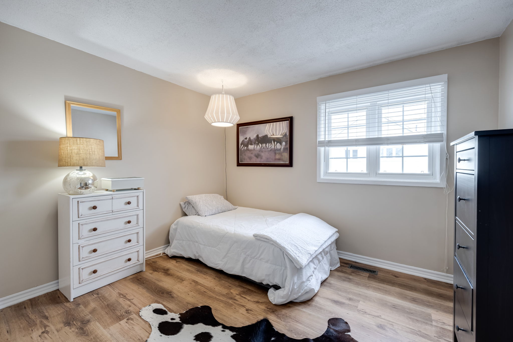 Toronto property showcase — delivered property photograph 24