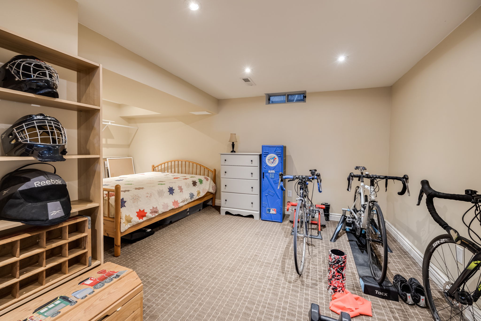 Toronto property showcase — delivered property photograph 33