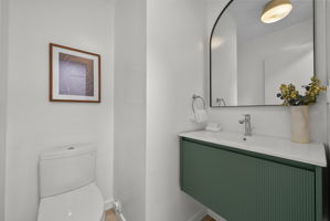  Photo 49