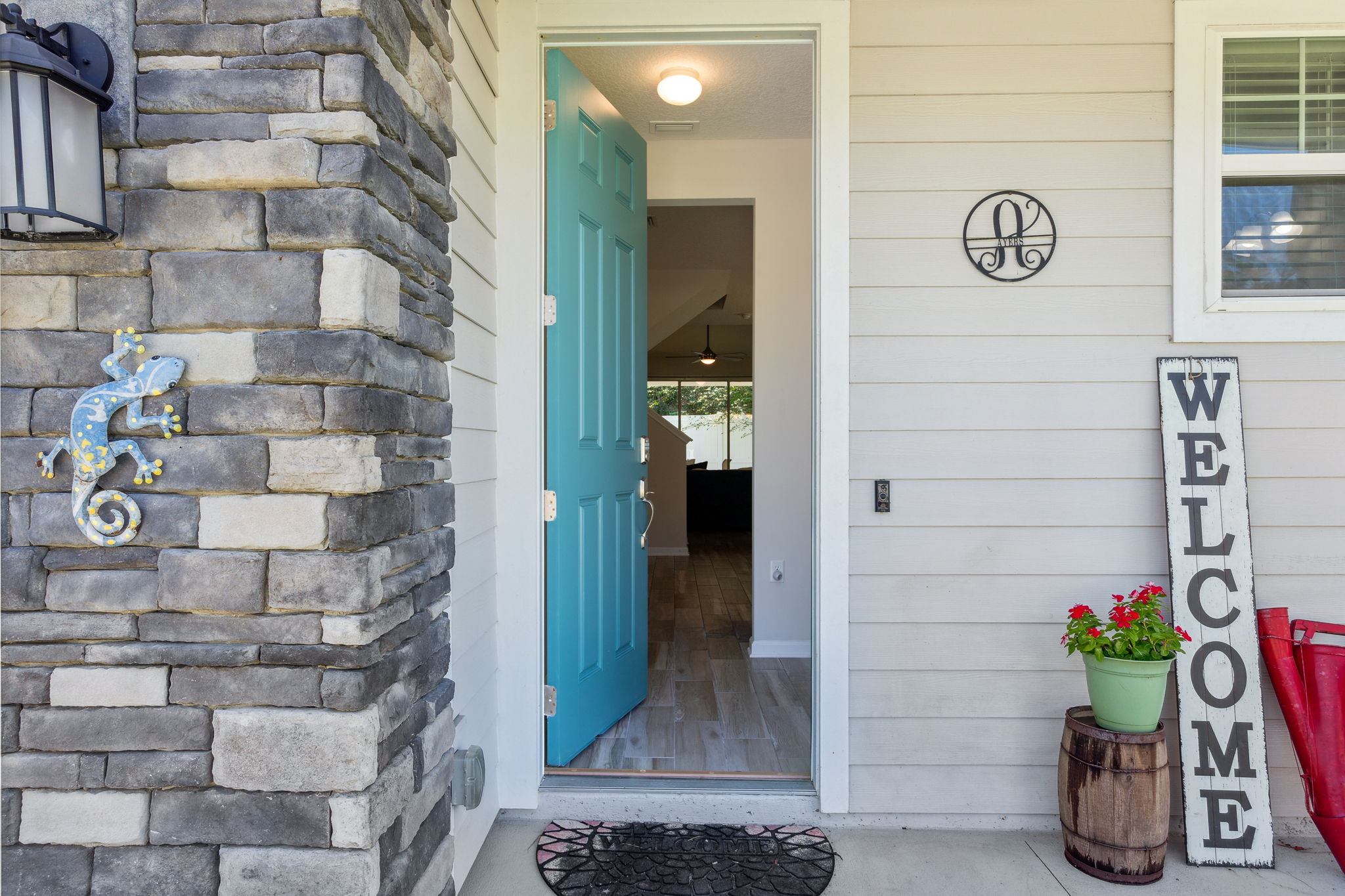 Front Entry Detail