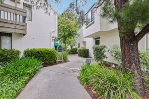 Mozden Ln-S0505-002.jpg