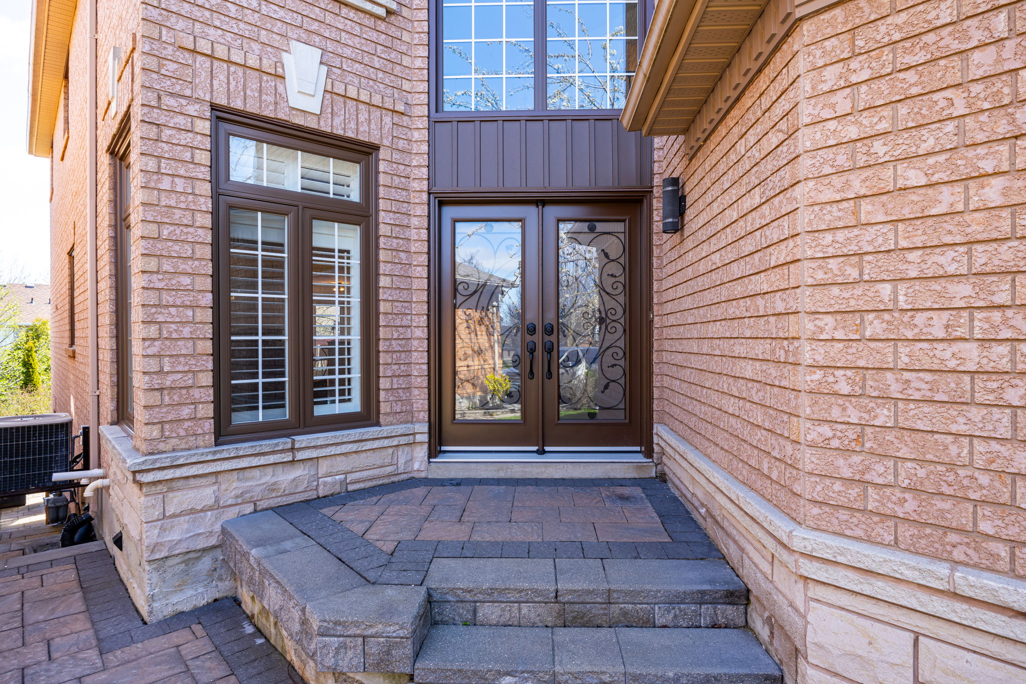 Aurora property showcase — delivered property photograph 4