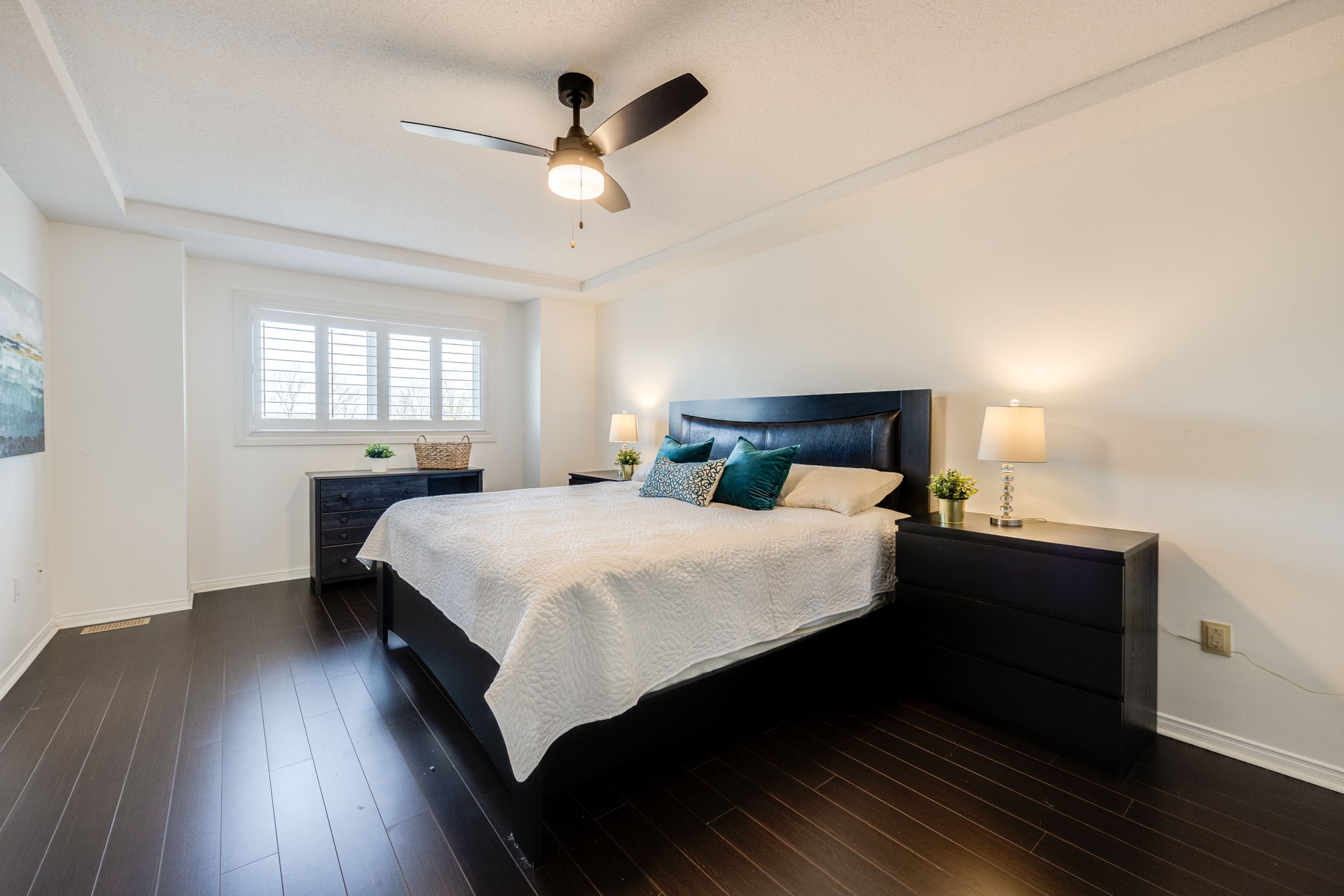 Aurora property showcase — delivered property photograph 19