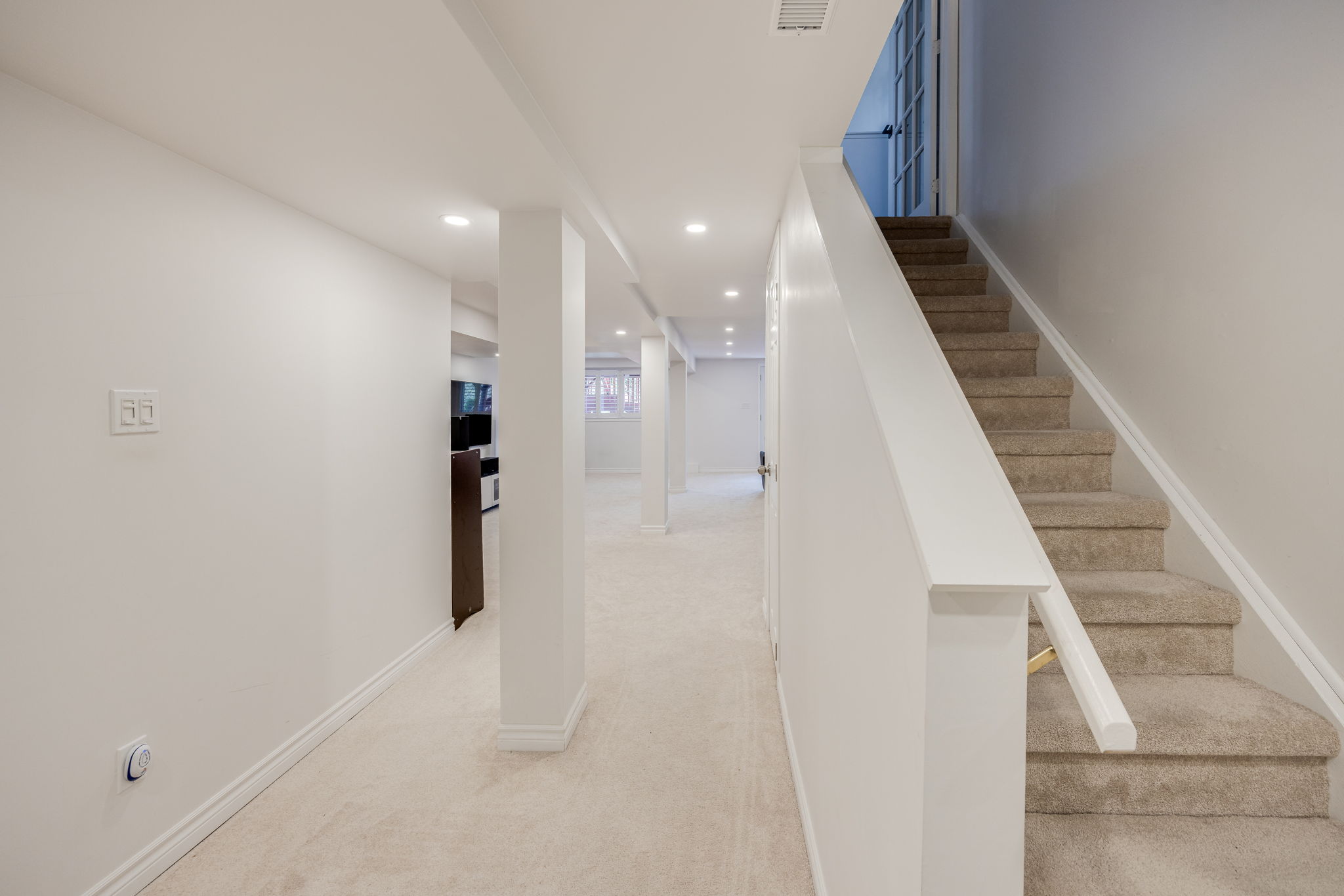 Aurora property showcase — delivered property photograph 35
