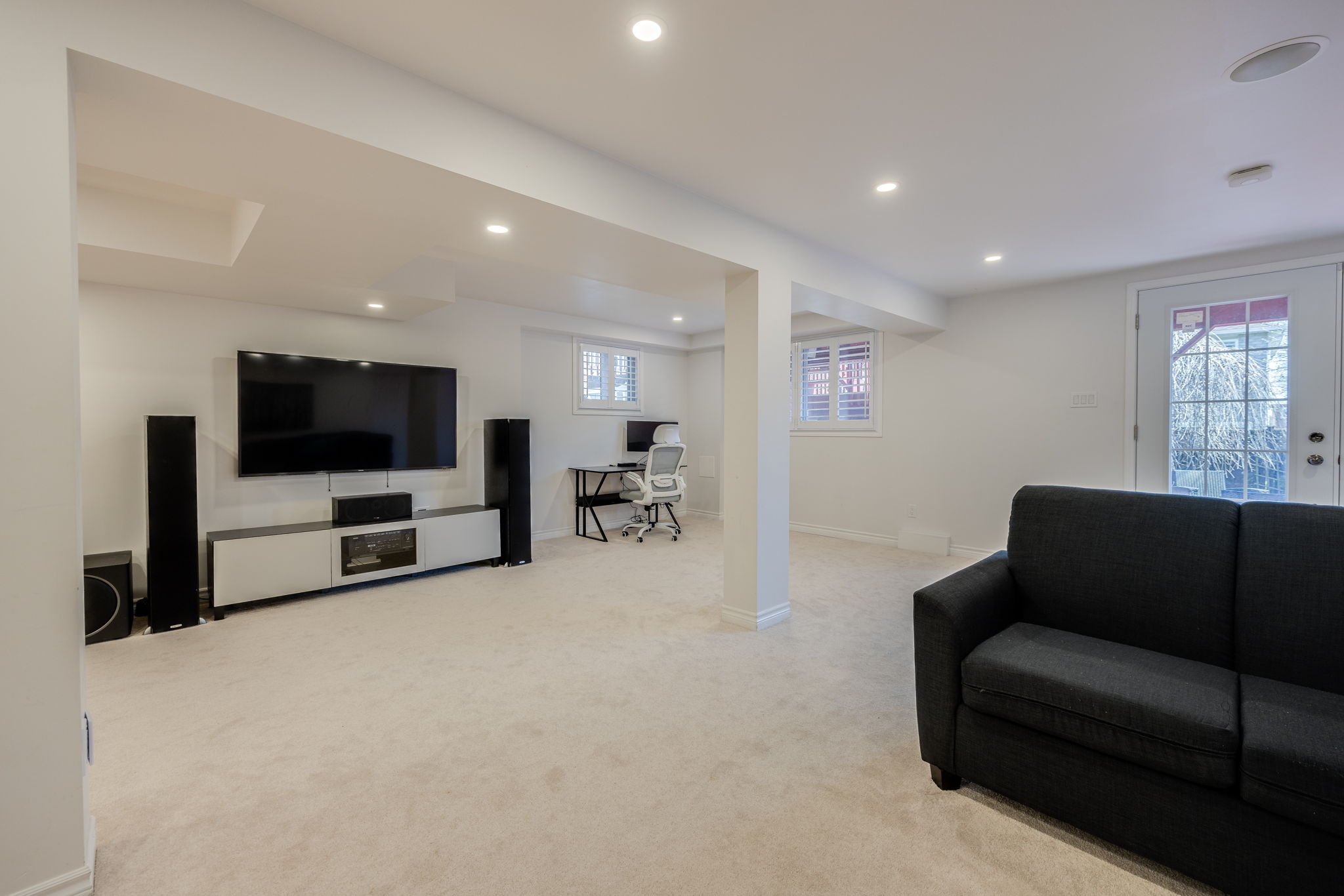 Aurora property showcase — delivered property photograph 37