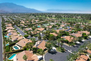 47 San Marino Cir, Rancho Mirage, CA 92270, USA Photo 10