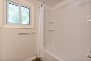  Photo 33