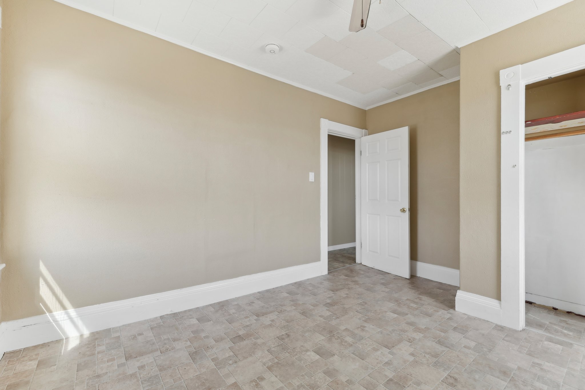 Walnut St-2404-062.jpg