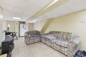 Walnut St-2404-005.jpg