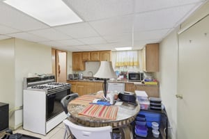Walnut St-2404-012.jpg