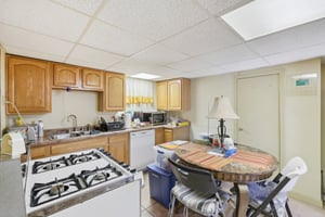 Walnut St-2404-013.jpg