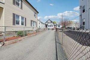 Walnut St-2404-075.jpg