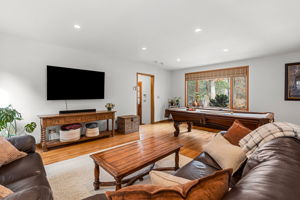 47 William Fairfield Dr, Wenham, MA 01984, USA Photo 11