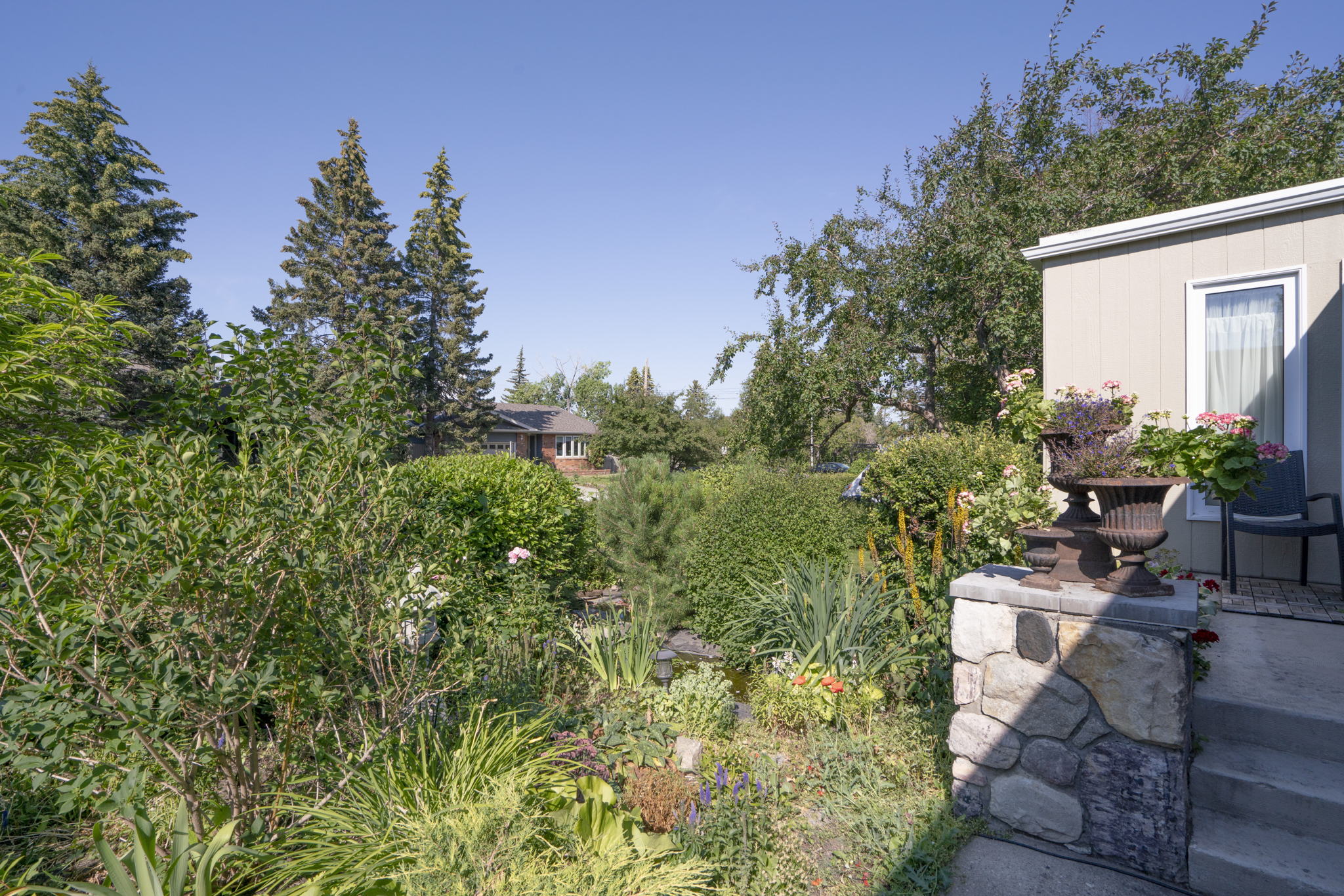 47 Windsor Crescent SW, Calgary, AB T2V 1V5, Canada Photo 8