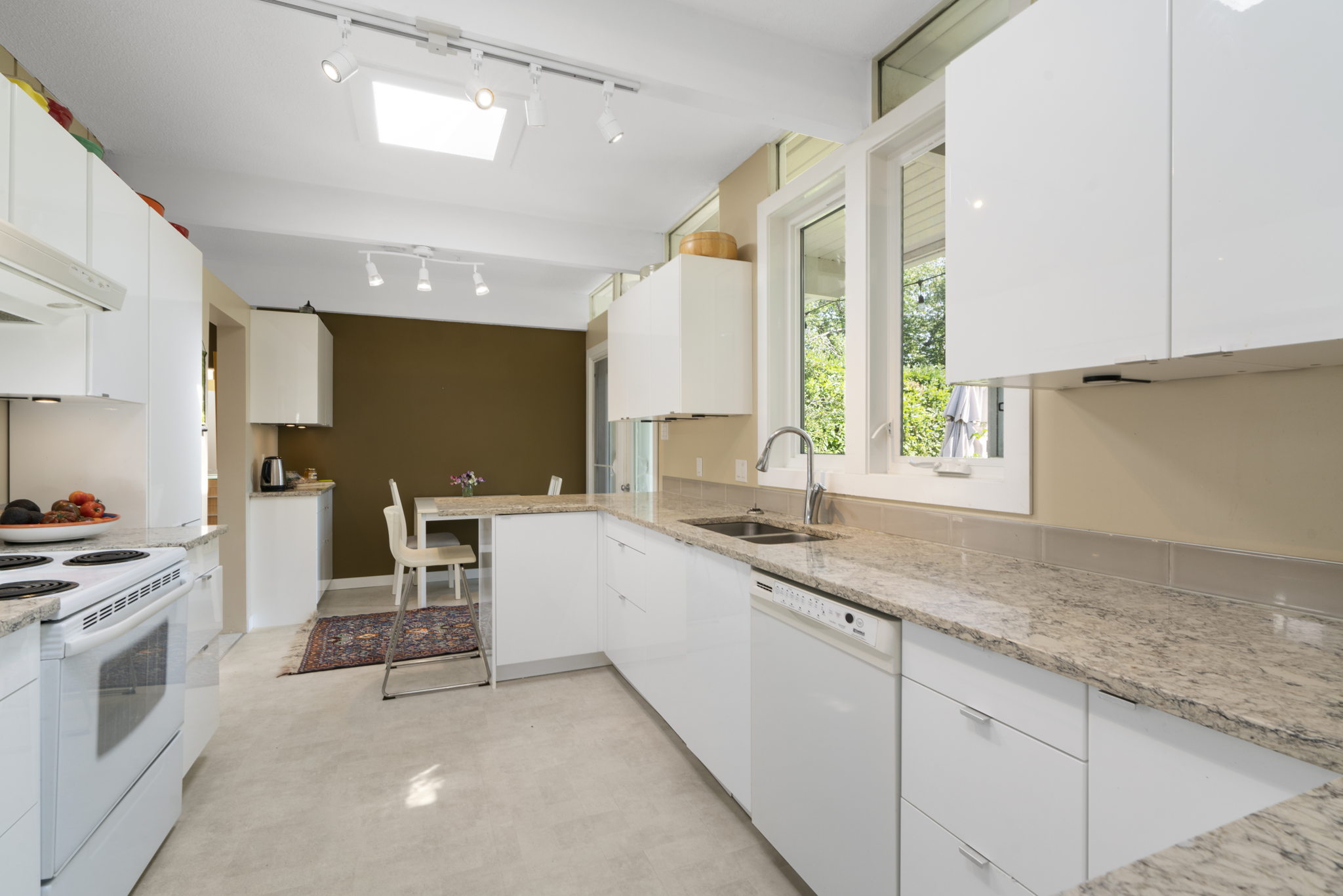 47 Windsor Crescent SW, Calgary, AB T2V 1V5, Canada Photo 43