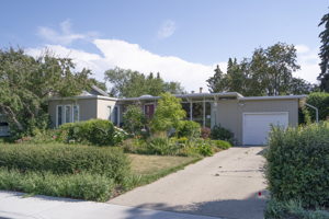 47 Windsor Crescent SW, Calgary, AB T2V 1V5, Canada Photo 1