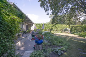 47 Windsor Crescent SW, Calgary, AB T2V 1V5, Canada Photo 9