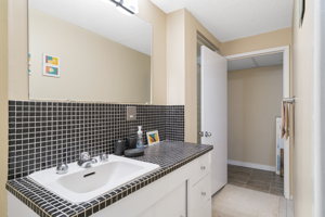 47 Windsor Crescent SW, Calgary, AB T2V 1V5, Canada Photo 70