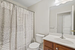  Photo 31