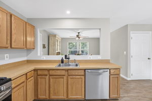  Photo 15