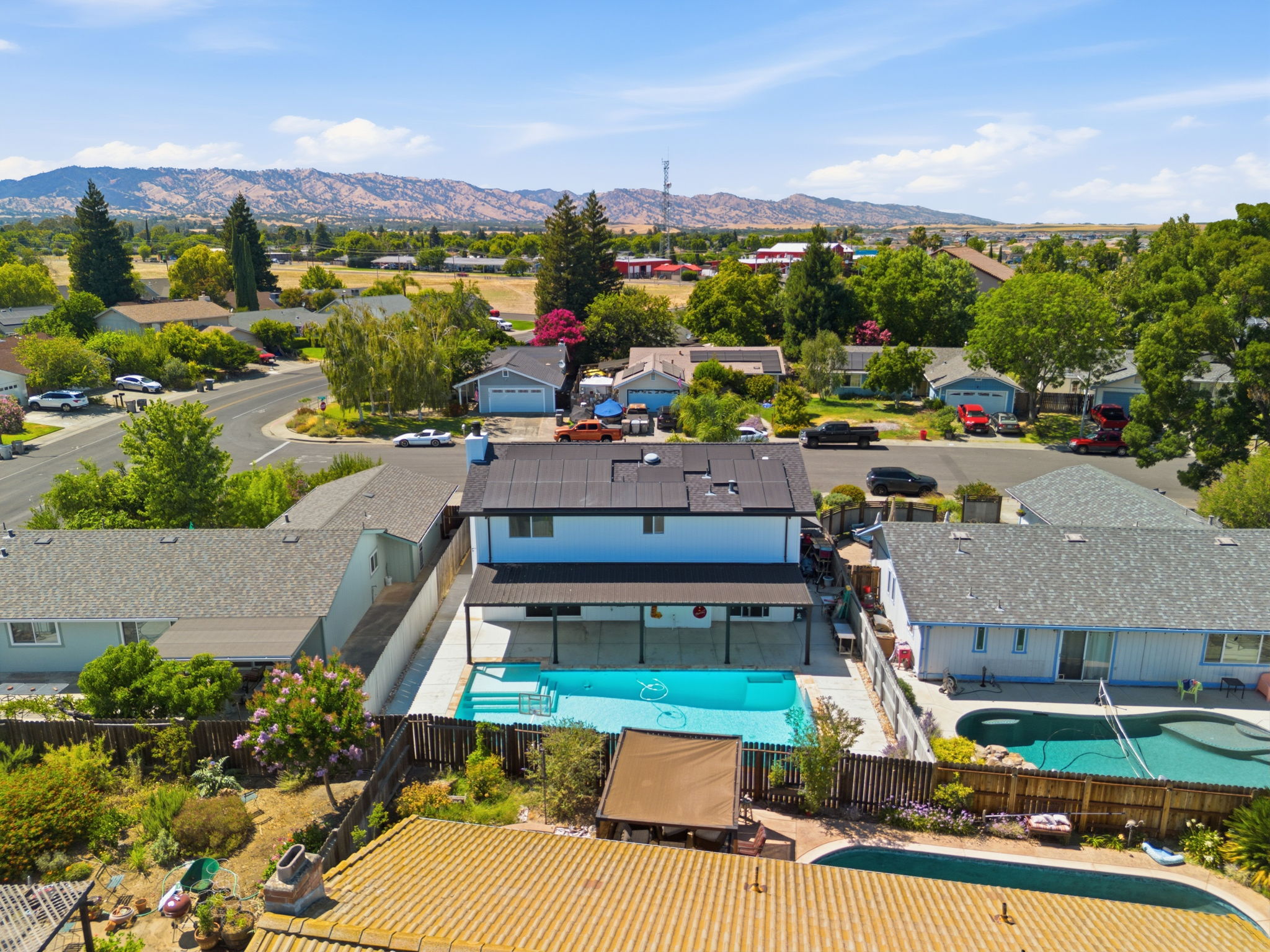 Photo 48