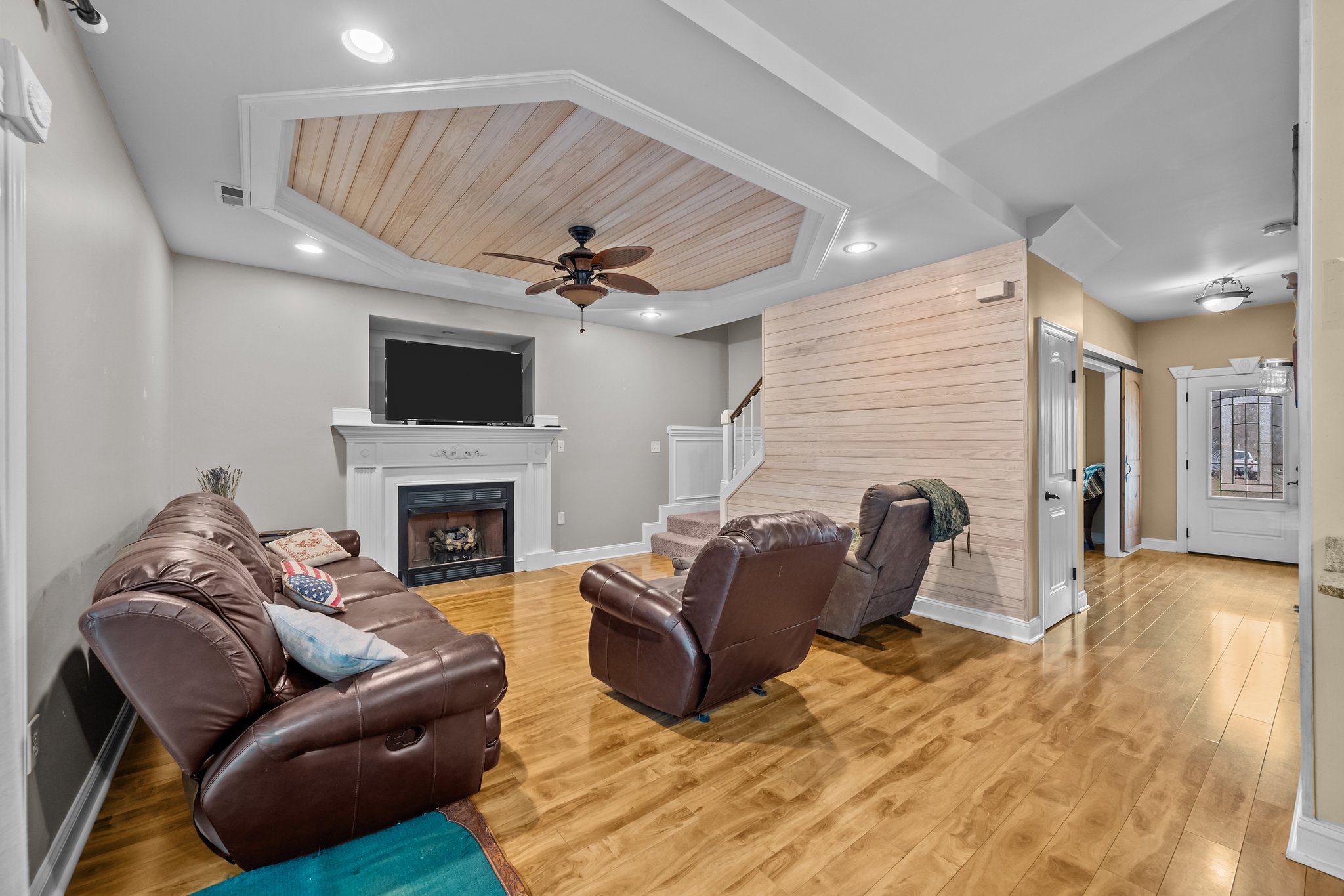 Living room with tongue and groove accents