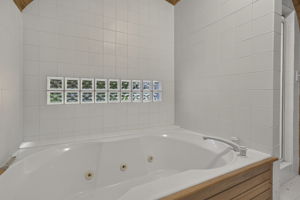  Photo 38