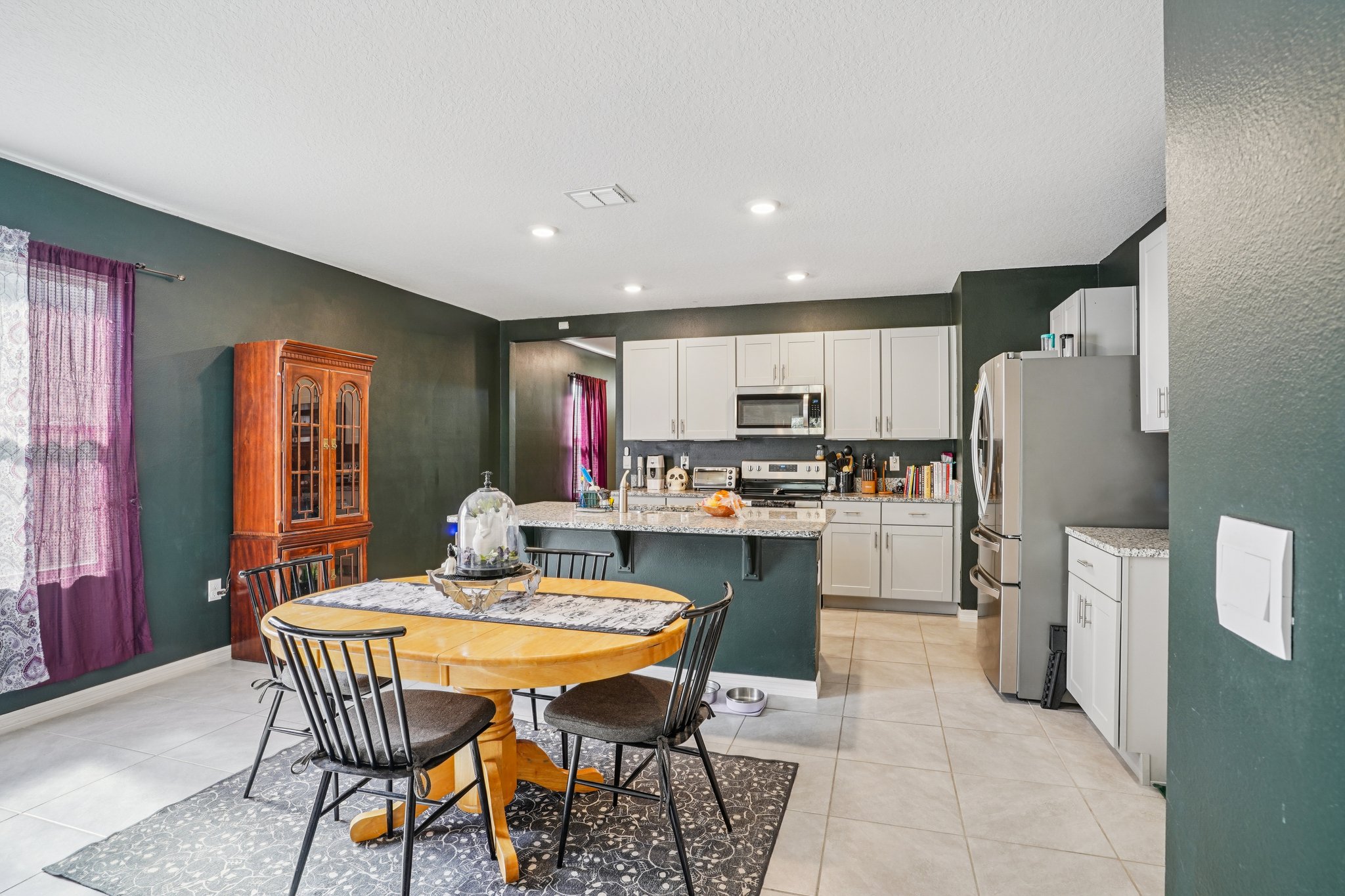 Liu Ln-S2011-013.jpg