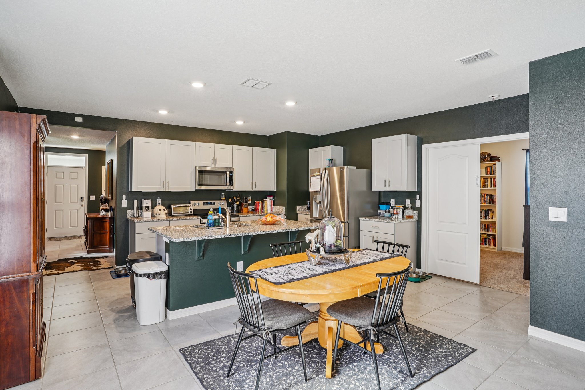 Liu Ln-S2011-014.jpg