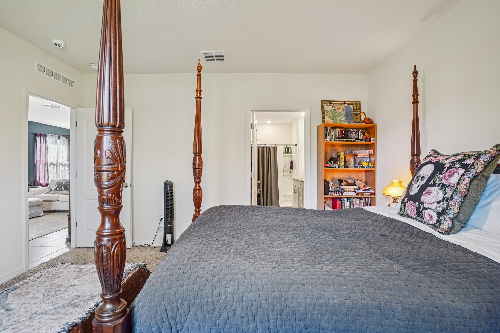 Liu Ln-S2011-028.jpg