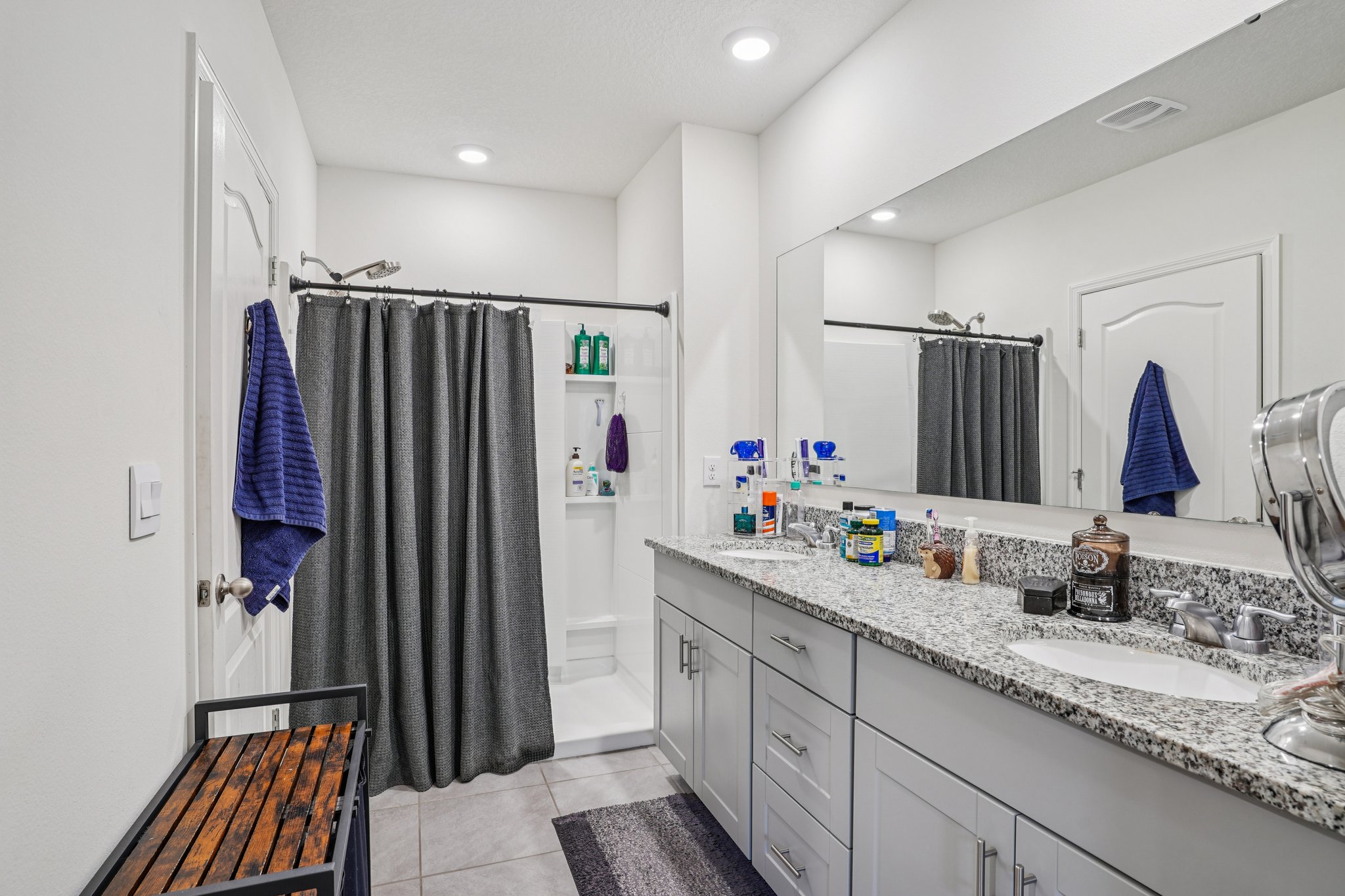 Liu Ln-S2011-029.jpg