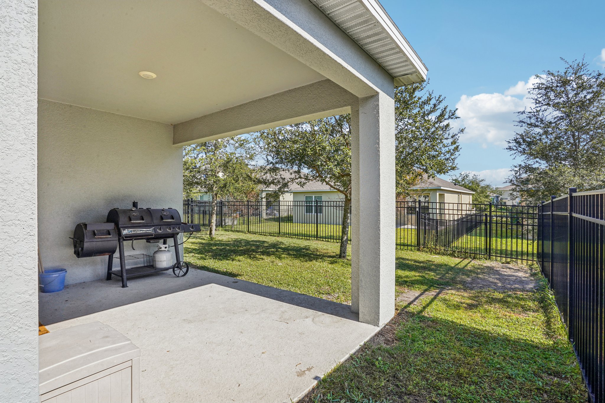 Liu Ln-S2011-032.jpg