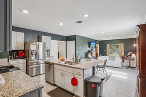 Liu Ln-S2011-015.jpg