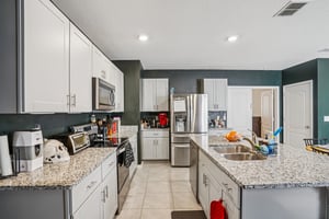 Liu Ln-S2011-018.jpg