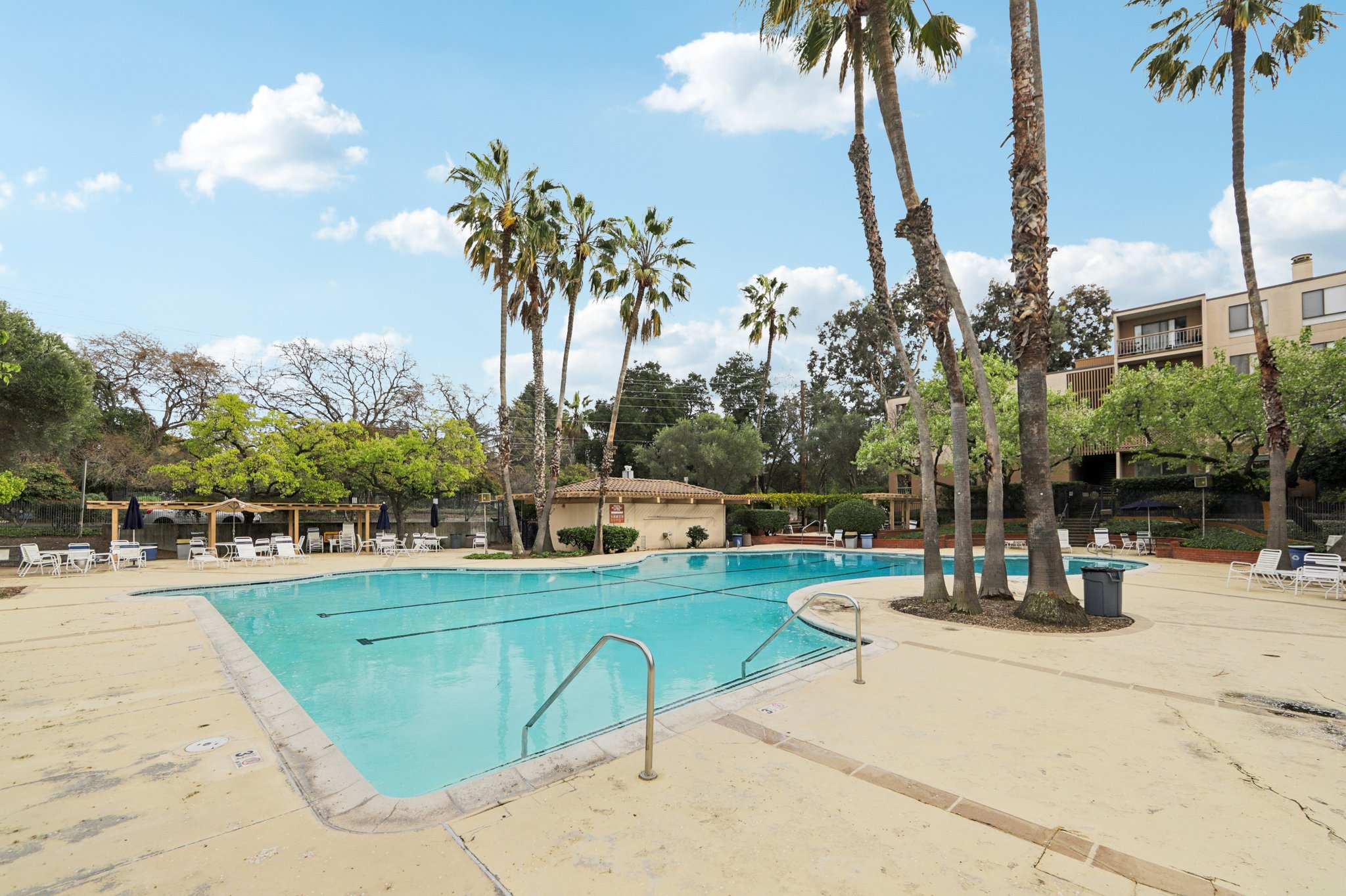 N Civic Dr-2502-920.jpg