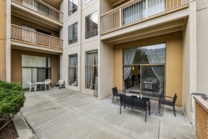 N Civic Dr-S2502-025.jpg