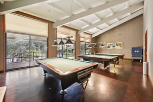 N Civic Dr-2502-909.jpg