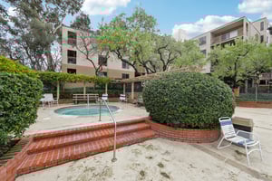 N Civic Dr-2502-918.jpg