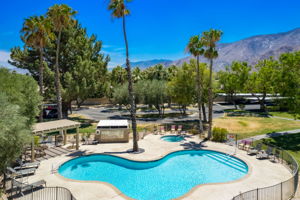 470 N Villa Ct, Palm Springs, CA 92262, USA Photo 2